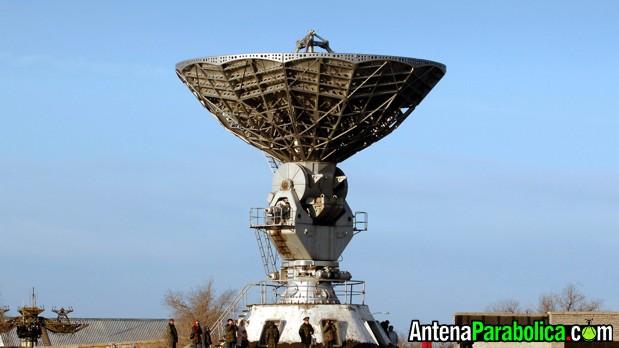 Antena parabólica gigante